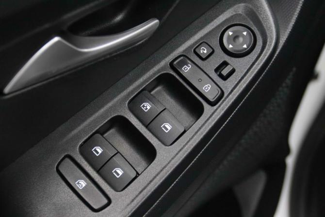 Hyundai Creta I Рестайлинг с пробегом 2021 года, цена 1 925 250 рублей, 80674 км, внедорожник, Автокод Объявления