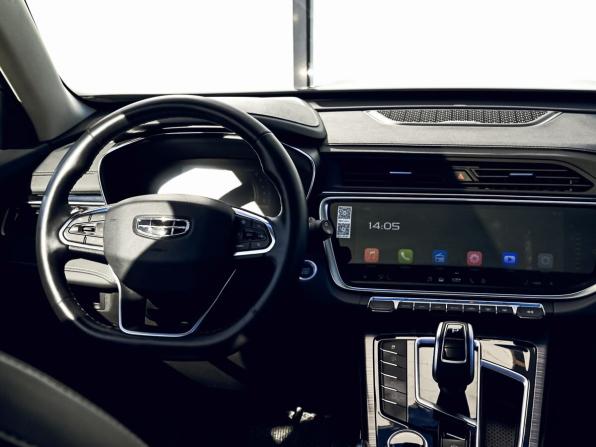 Geely Atlas Pro с пробегом 2023 года, цена 2 249 000 рублей, 21055 км, внедорожник, Автокод Объявления
