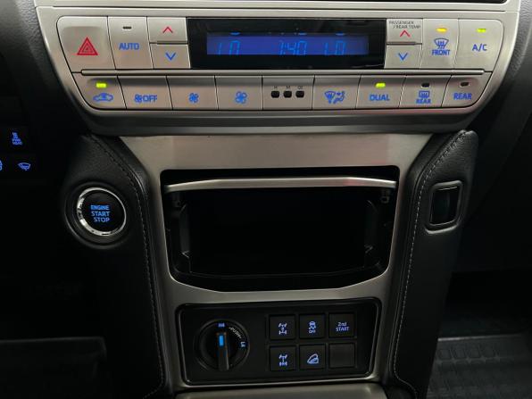 Toyota Land Cruiser Prado 150 Series Рестайлинг 2 с пробегом 2020 года, цена 5 974 000 рублей, 75390 км, внедорожник, Автокод Объявления