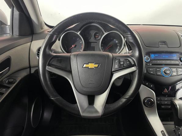 Chevrolet Cruze I Рестайлинг с пробегом 2015 года, цена 855 000 рублей, 73500 км, хэтчбек, Автокод Объявления