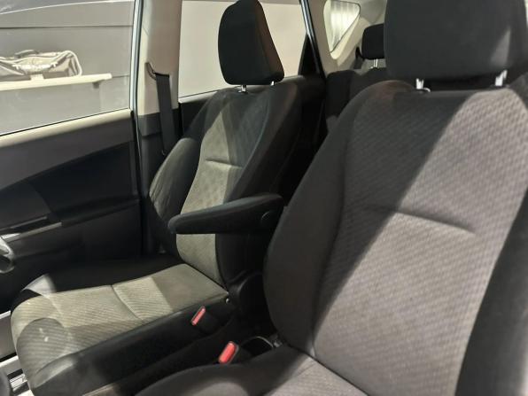 Toyota Ractis II с пробегом 2012 года, цена 950 000 рублей, 136000 км, хэтчбек, Автокод Объявления