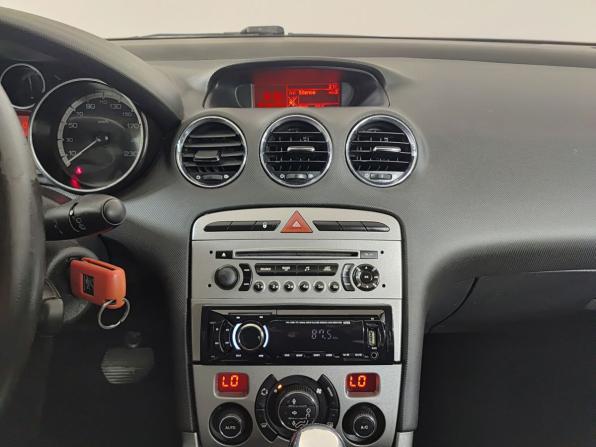 Peugeot 308 I с пробегом 2010 года, цена 290 000 рублей, 211338 км, хэтчбек, Автокод Объявления