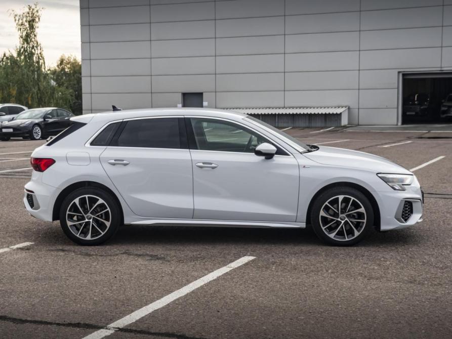 Audi A3 IV (8Y) Москва  - изображение 4
