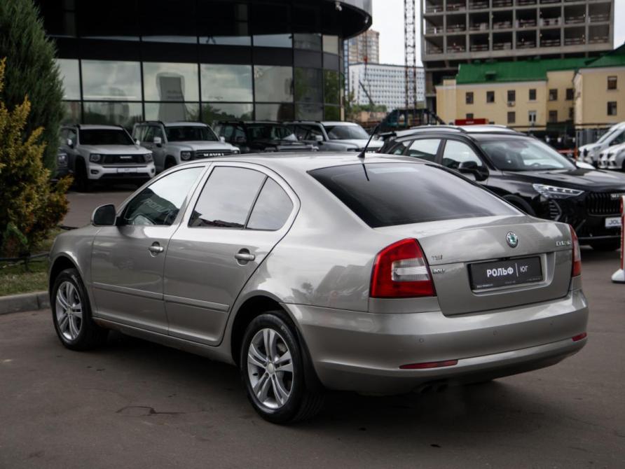 Skoda Octavia II (A5) Рестайлинг Москва  - изображение 6