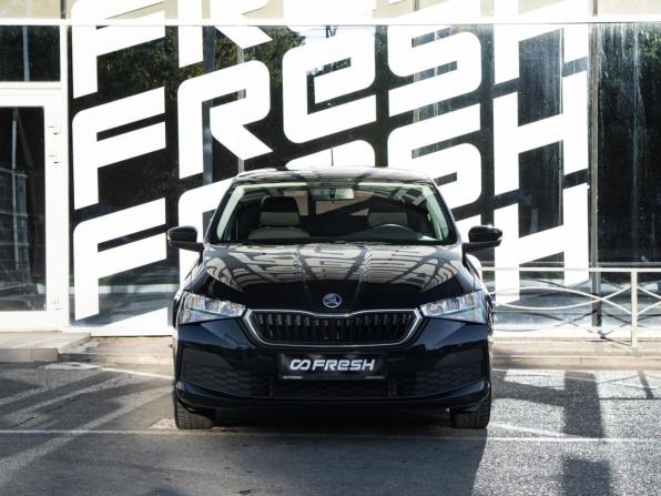 Skoda Rapid II с пробегом 2021 года, цена 1 585 000 рублей, 90128 км, лифтбек, Автокод Объявления