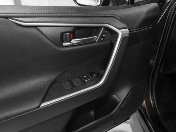 Toyota RAV4 V (XA50) с пробегом 2020 года, цена 3 680 000 рублей, 59518 км, внедорожник, Автокод Объявления