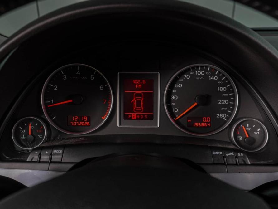Audi A4 III (B7) Воронеж  - изображение 14
