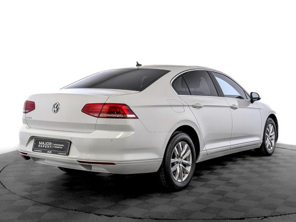 Volkswagen Passat B8 с пробегом 2019 года, цена 2 190 000 рублей, 116847 км, седан, Автокод Объявления
