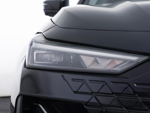 Changan UNI-V I с пробегом 2024 года, цена 2 274 000 рублей, 12200 км, лифтбек, Автокод Объявления