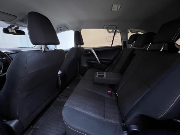 Toyota RAV4 IV (XA40) Рестайлинг с пробегом 2019 года, цена 2 740 000 рублей, 94654 км, внедорожник, Автокод Объявления