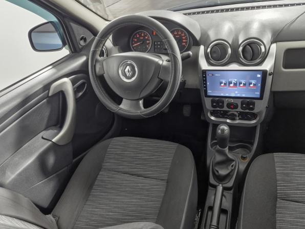 Renault Logan I Рестайлинг с пробегом 2011 года, цена 395 000 рублей, 176257 км, седан, Автокод Объявления