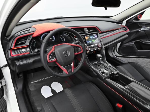 Honda Civic X с пробегом 2018 года, цена 1 399 000 рублей, 231000 км, седан, Автокод Объявления