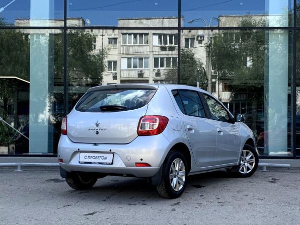 Renault Sandero II Рестайлинг с пробегом 2019 года, цена 1 197 000 рублей, 77000 км, хэтчбек, Автокод Объявления