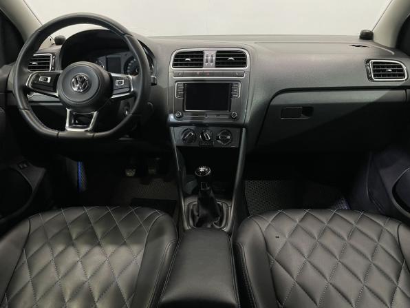 Volkswagen Polo V Рестайлинг с пробегом 2018 года, цена 1 159 000 рублей, 132500 км, седан, Автокод Объявления