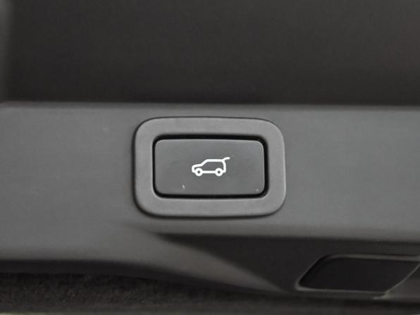 Land Rover Range Rover Sport II Рестайлинг с пробегом 2022 года, цена 7 300 000 рублей, 14348 км, внедорожник, Автокод Объявления