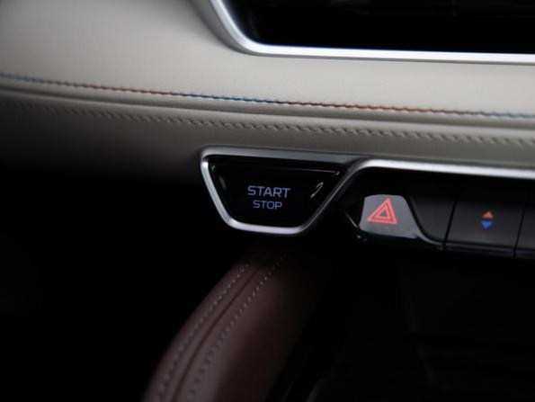 Geely Monjaro I с пробегом 2023 года, цена 3 099 000 рублей, 60125 км, внедорожник, Автокод Объявления