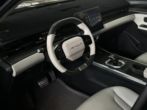 JETOUR Dashing I с пробегом 2023 года, цена 1 549 000 рублей, 123193 км, внедорожник, Автокод Объявления
