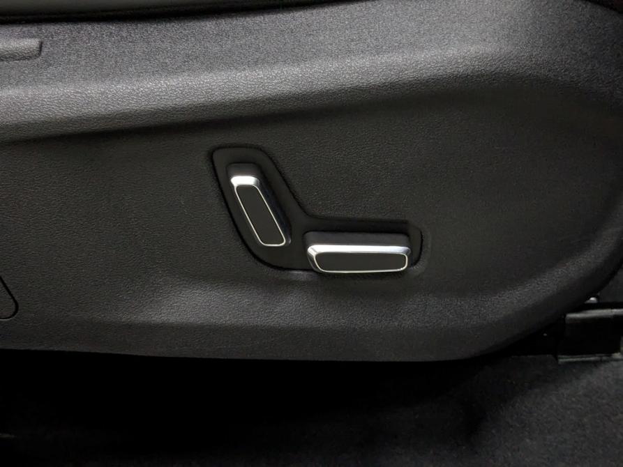 Geely Monjaro I Москва  - изображение 19