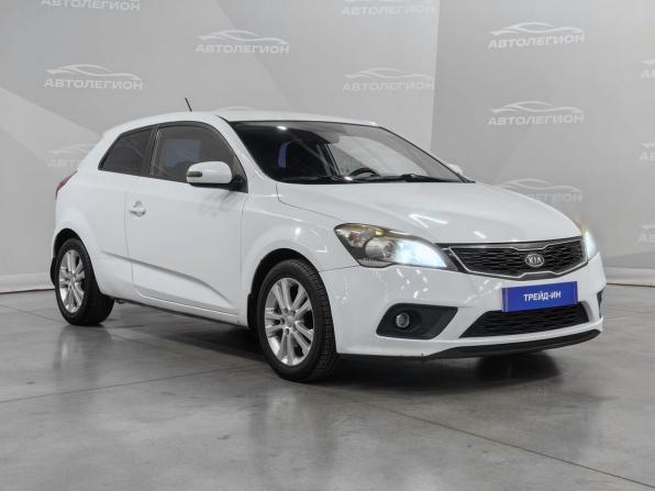 Kia Ceed I Рестайлинг с пробегом 2011 года, цена 770 000 рублей, 244800 км, хэтчбек, Автокод Объявления