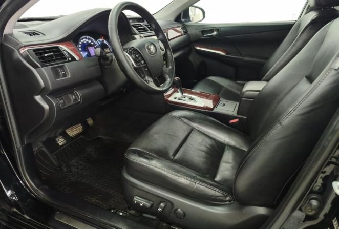 Toyota Camry VII (XV50) с пробегом 2014 года, цена 1 595 000 рублей, 215259 км, седан, Автокод Объявления