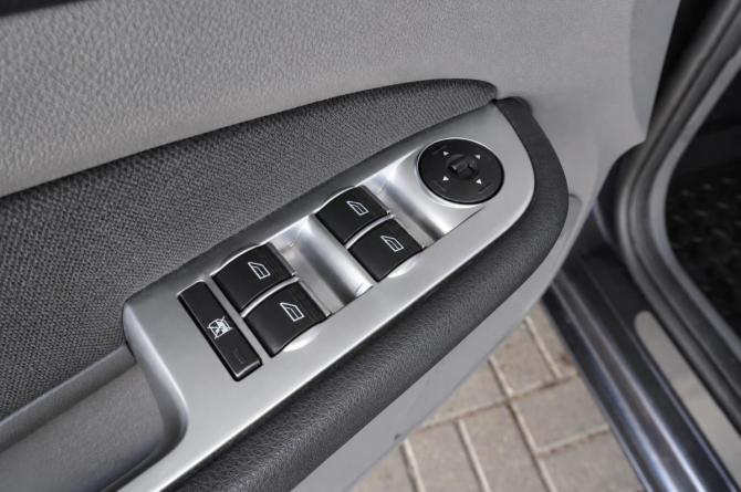 Ford Focus II Рестайлинг с пробегом 2008 года, цена 469 000 рублей, 250602 км, хэтчбек, Автокод Объявления