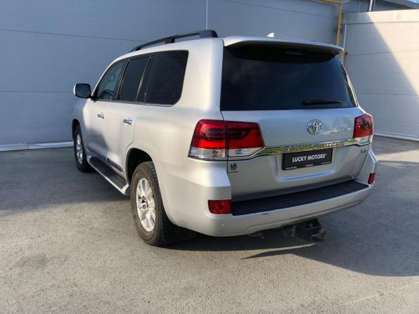 Toyota Land Cruiser 200 Series Рестайлинг 2 с пробегом 2016 года, цена 5 757 000 рублей, 228445 км, внедорожник, Автокод Объявления