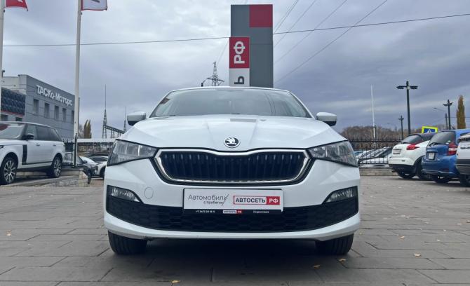 Skoda Rapid II с пробегом 2021 года, цена 1 664 000 рублей, 117104 км, лифтбек, Автокод Объявления