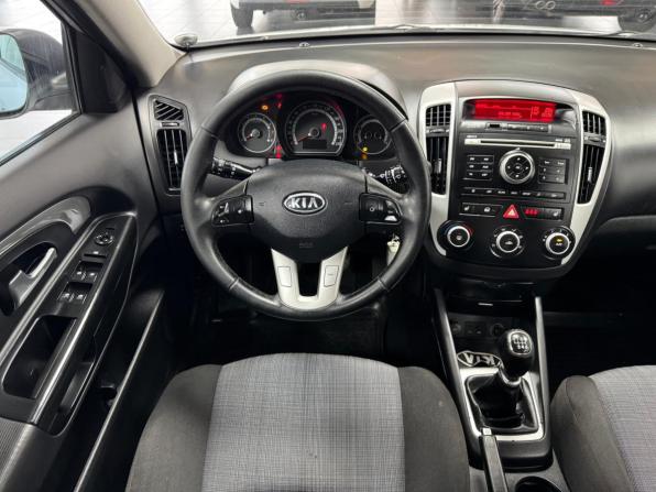 Kia Ceed I Рестайлинг с пробегом 2012 года, цена 628 000 рублей, 230000 км, универсал, Автокод Объявления