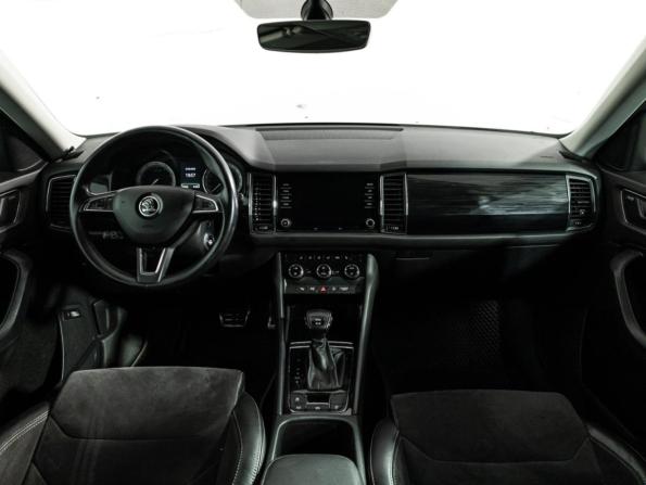 Skoda Kodiaq I с пробегом 2017 года, цена 1 859 585 рублей, 246253 км, внедорожник, Автокод Объявления