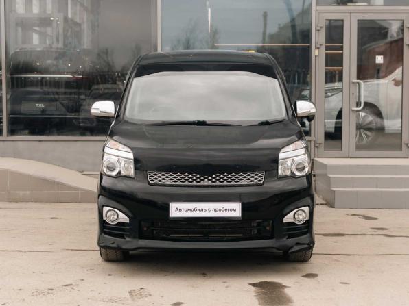 Toyota Voxy II (R70) Рестайлинг с пробегом 2011 года, цена 1 260 000 рублей, 246165 км, минивэн, Автокод Объявления
