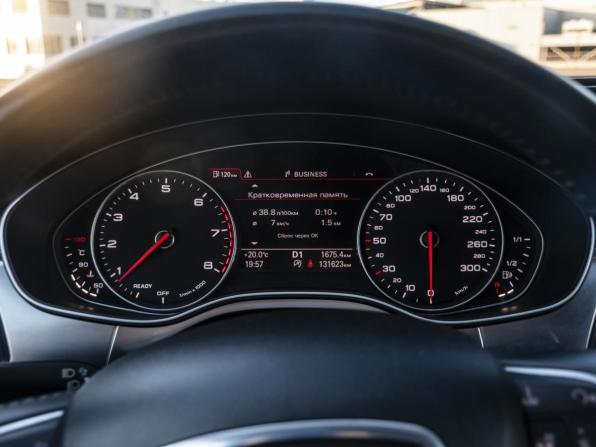 Audi A6 IV (C7) Рестайлинг с пробегом 2015 года, цена 2 200 000 рублей, 131621 км, седан, Автокод Объявления
