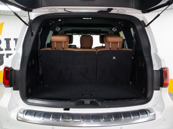 Infiniti QX80 I Рестайлинг 3 с пробегом 2022 года, цена 9 999 000 рублей, 838 км, внедорожник, Автокод Объявления