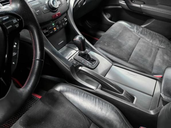 Honda Accord VIII Рестайлинг с пробегом 2011 года, цена 1 380 000 рублей, 216018 км, седан, Автокод Объявления