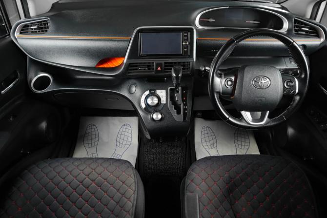 Toyota Sienta II с пробегом 2016 года, цена 1 469 000 рублей, 102000 км, компактвэн, Автокод Объявления