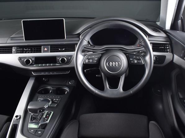 Audi A4 V (B9) с пробегом 2019 года, цена 2 349 995 рублей, 42582 км, седан, Автокод Объявления