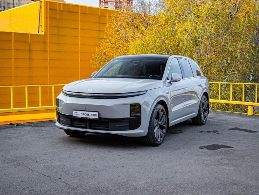 Li Auto (Lixiang) L6 I Москва  - изображение 1