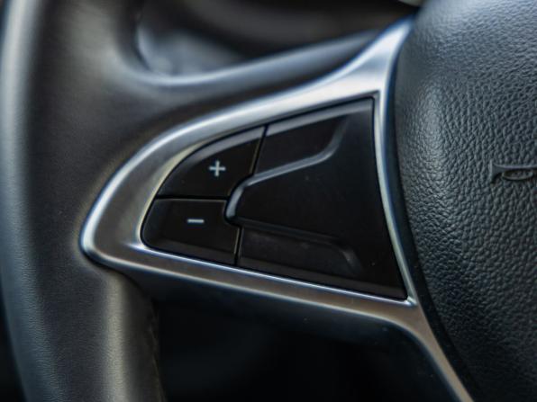 Renault Sandero II Рестайлинг с пробегом 2020 года, цена 1 348 000 рублей, 40480 км, хэтчбек, Автокод Объявления