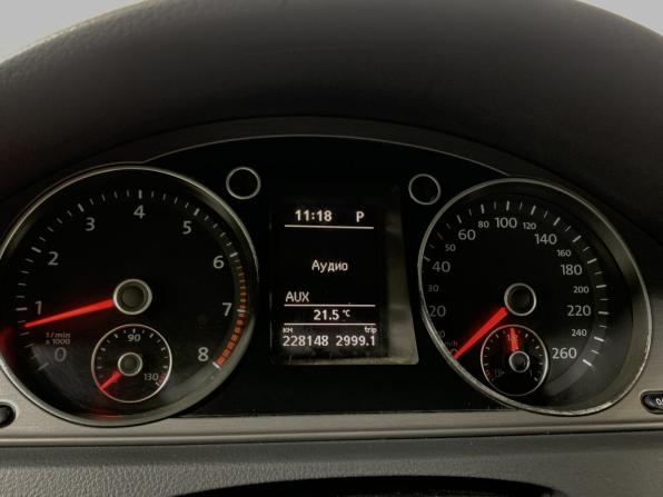 Volkswagen Passat B7 с пробегом 2011 года, цена 820 000 рублей, 228146 км, седан, Автокод Объявления