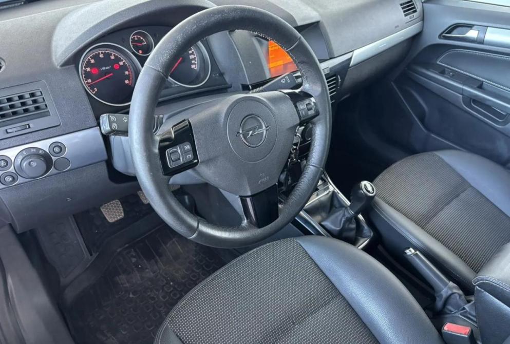 Opel Astra J Рестайлинг Киров  - изображение 18