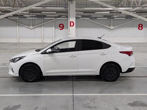 Hyundai Solaris II Рестайлинг с пробегом 2021 года, цена 1 410 000 рублей, 62639 км, седан, Автокод Объявления