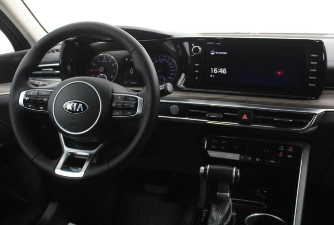Kia K5 III с пробегом 2020 года, цена 2 630 000 рублей, 137900 км, седан, Автокод Объявления
