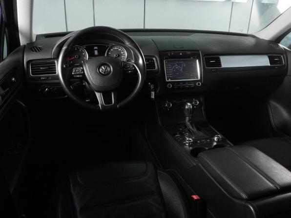 Volkswagen Touareg II с пробегом 2013 года, цена 2 025 000 рублей, 217640 км, внедорожник, Автокод Объявления