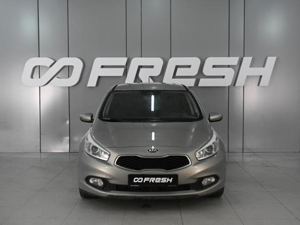 Kia Ceed II с пробегом 2013 года, цена 979 000 рублей, 177537 км, хэтчбек, Автокод Объявления