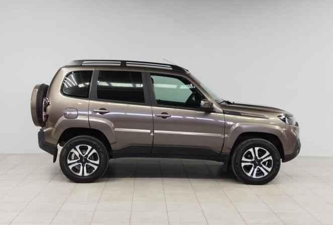 Lada (ВАЗ) Niva Travel I с пробегом 2025 года, цена 1 420 000 рублей, 11709 км, внедорожник, Автокод Объявления