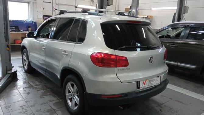 Volkswagen Tiguan I Рестайлинг с пробегом 2013 года, цена 1 099 000 рублей, 107997 км, внедорожник, Автокод Объявления