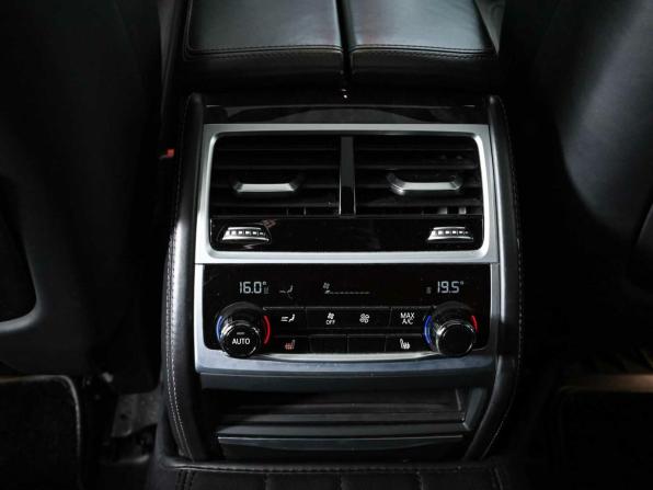 BMW 7 серии VI (G11/G12) с пробегом 2017 года, цена 2 900 000 рублей, 174916 км, седан, Автокод Объявления