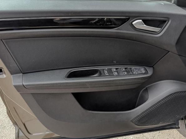 Renault Arkana I с пробегом 2020 года, цена 1 440 000 рублей, 90450 км, внедорожник, Автокод Объявления