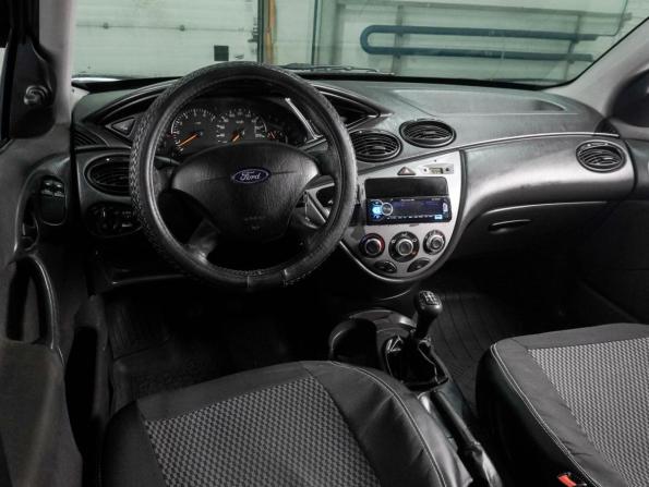 Ford Focus I Рестайлинг с пробегом 2004 года, цена 449 000 рублей, 313244 км, хэтчбек, Автокод Объявления