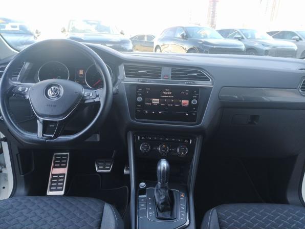 Volkswagen Tiguan II с пробегом 2019 года, цена 2 450 000 рублей, 92204 км, внедорожник, Автокод Объявления