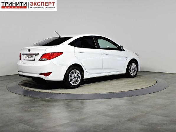 Hyundai Solaris I Рестайлинг с пробегом 2015 года, цена 998 000 рублей, 220258 км, седан, Автокод Объявления